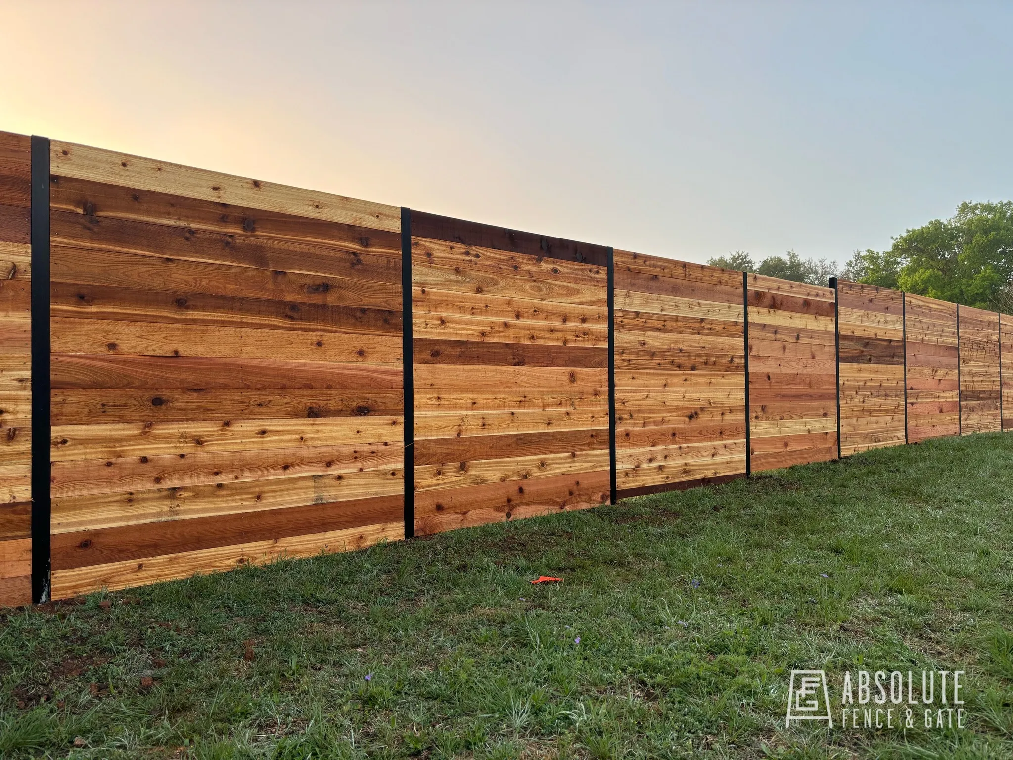 Horizontal fence style